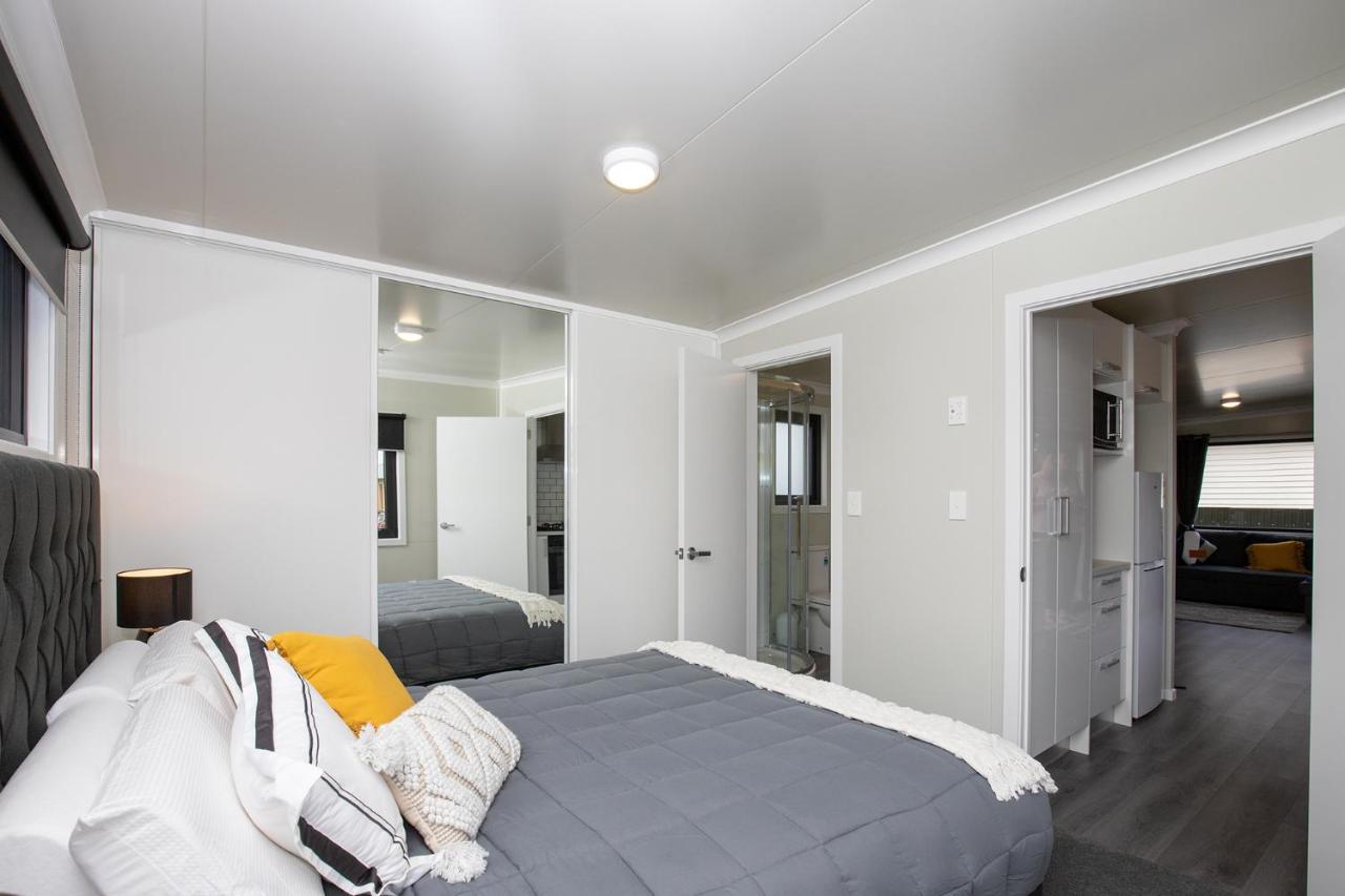 Affordable Modern Accommodation ウェストポート エクステリア 写真